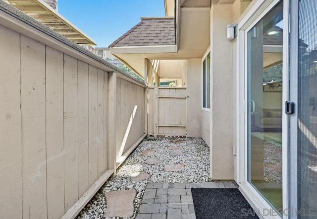 3116 Groton Way 2, San Diego, CA 92110