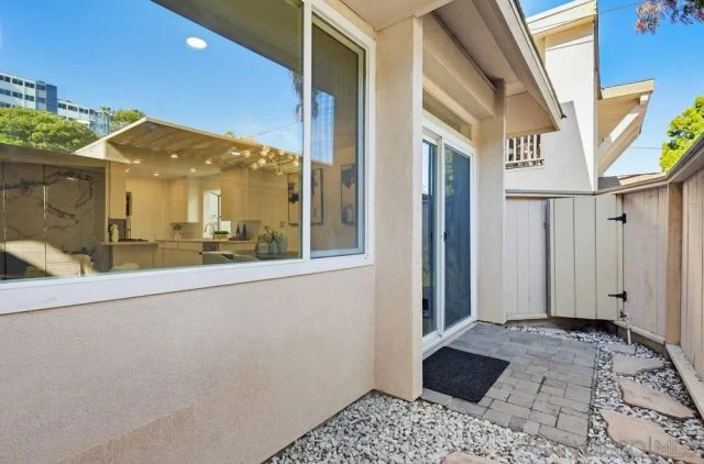 3116 Groton Way 2, San Diego, CA 92110