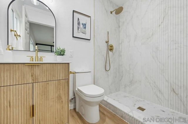 3116 Groton Way 2, San Diego, CA 92110