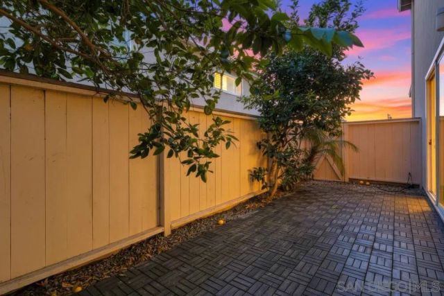 3116 Groton Way 2, San Diego, CA 92110