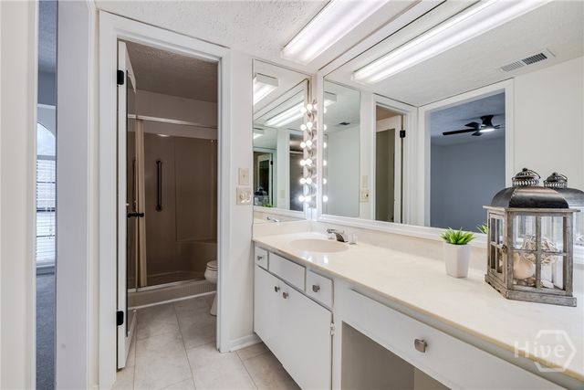 459 Mall Boulevard 122, Savannah, GA 31406