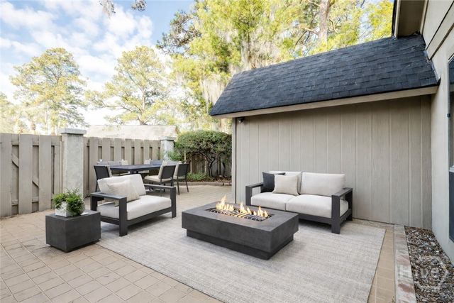 459 Mall Boulevard 122, Savannah, GA 31406