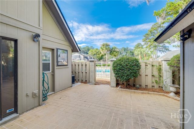 459 Mall Boulevard 122, Savannah, GA 31406