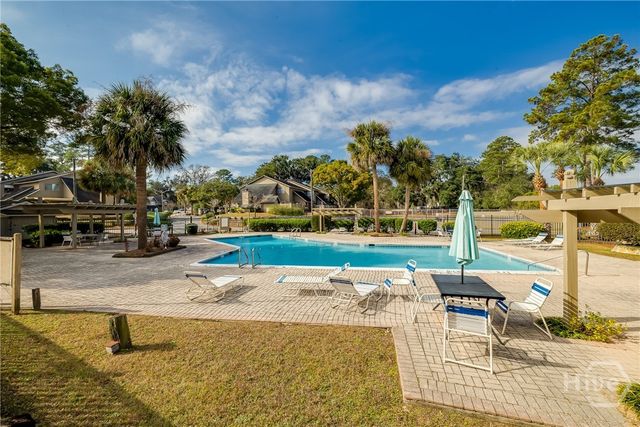 459 Mall Boulevard 122, Savannah, GA 31406