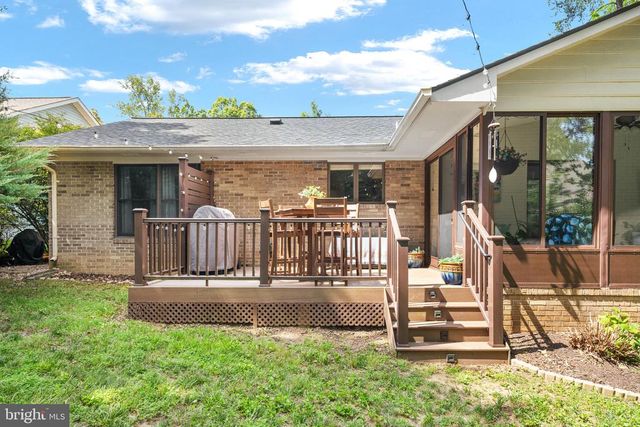 319 BIRCHSIDE CIR E, Locust Grove, VA 22508