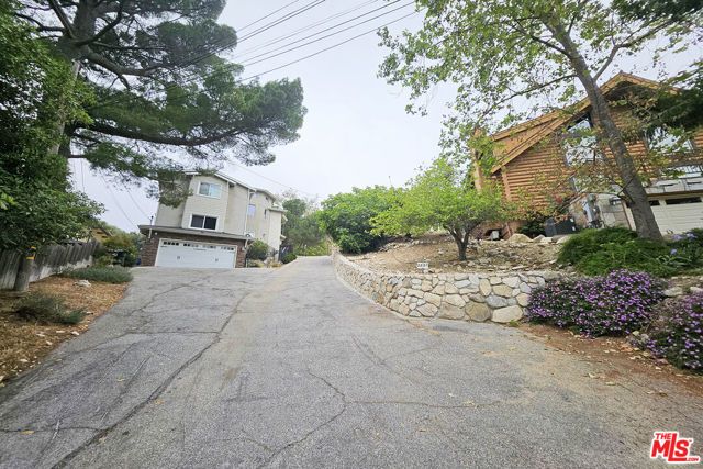2251 Maurice Avenue, La Crescenta, CA 91214