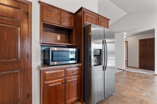 1728 BALLINAMORE PLACE, De Pere, WI 54115