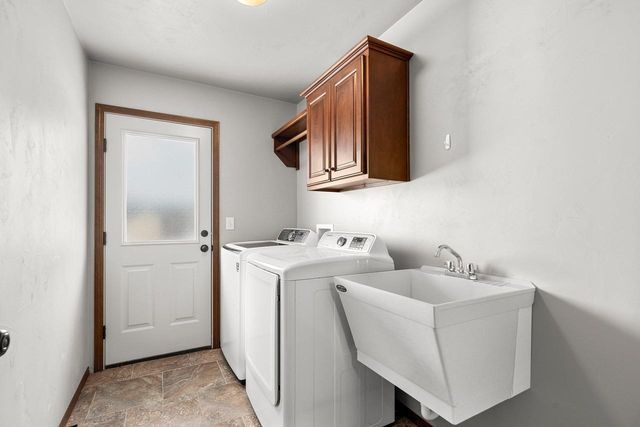 1728 BALLINAMORE PLACE, De Pere, WI 54115