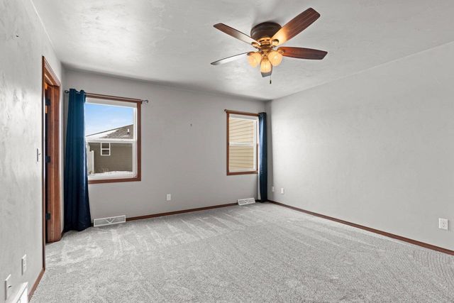 1728 BALLINAMORE PLACE, De Pere, WI 54115