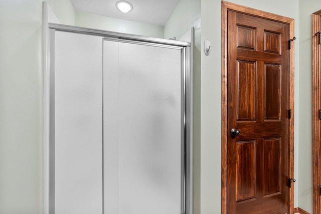 1728 BALLINAMORE PLACE, De Pere, WI 54115