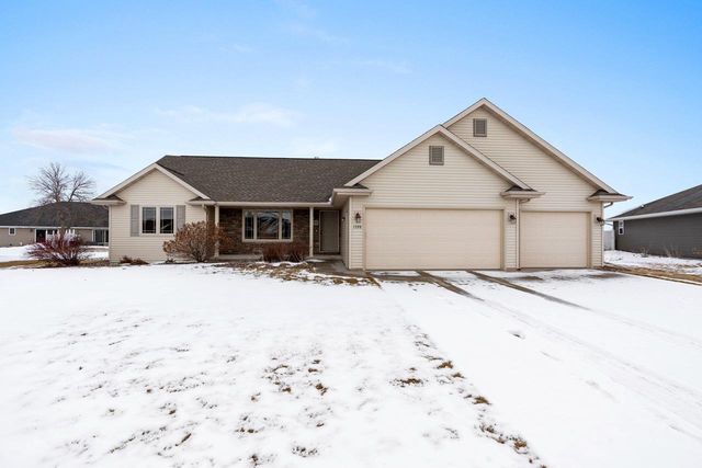 1728 BALLINAMORE PLACE, De Pere, WI 54115