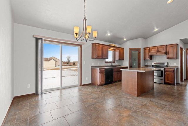 1728 BALLINAMORE PLACE, De Pere, WI 54115