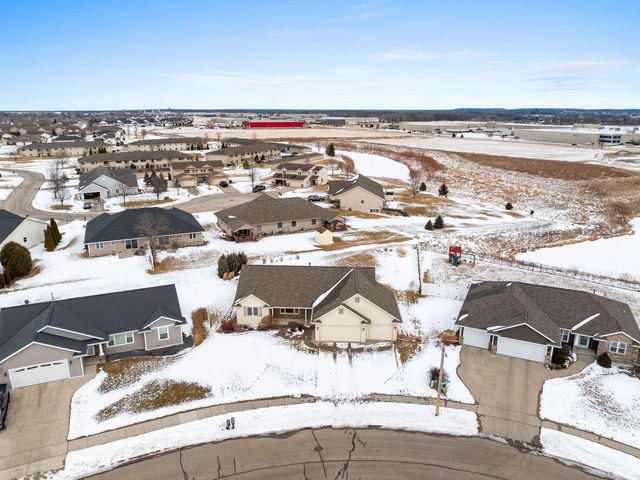 1728 BALLINAMORE PLACE, De Pere, WI 54115