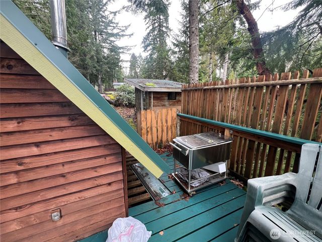 41 N Diamondhead Drive, Lilliwaup, WA 98555