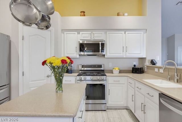 7929 Beaver Mountain Avenue, Las Vegas, NV 89131