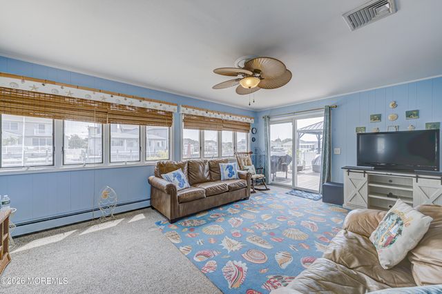 1005 Painter Pt Point, Lanoka Harbor, NJ 08734