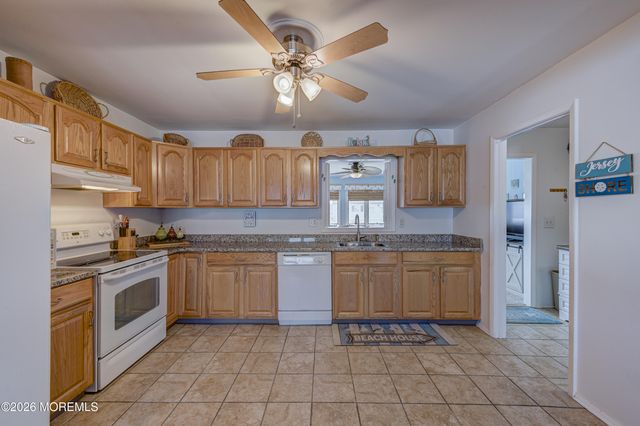 1005 Painter Pt Point, Lanoka Harbor, NJ 08734