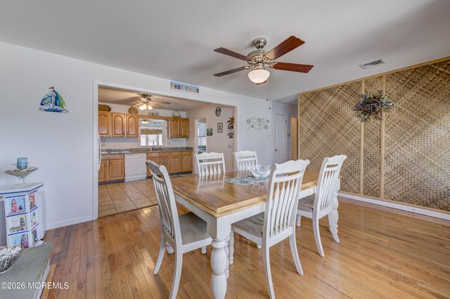 1005 Painter Pt Point, Lanoka Harbor, NJ 08734