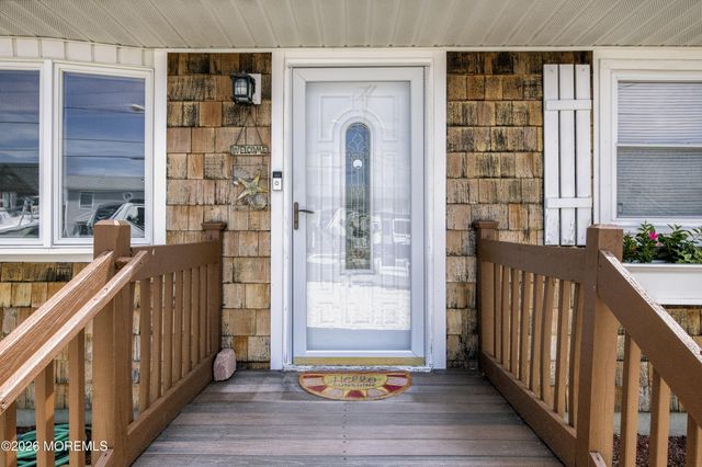 1005 Painter Pt Point, Lanoka Harbor, NJ 08734