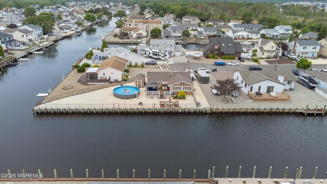 1005 Painter Pt Point, Lanoka Harbor, NJ 08734