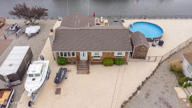 1005 Painter Pt Point, Lanoka Harbor, NJ 08734