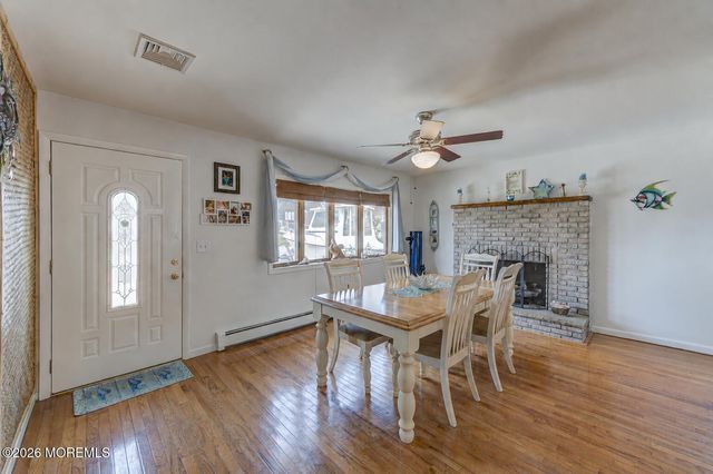1005 Painter Pt Point, Lanoka Harbor, NJ 08734