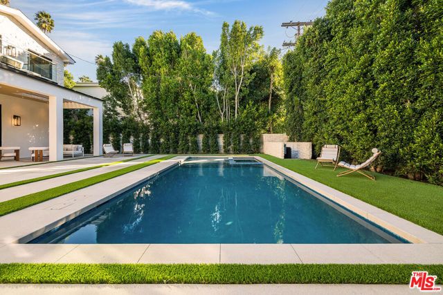 4425 Atoll Avenue, Sherman Oaks, CA 91423