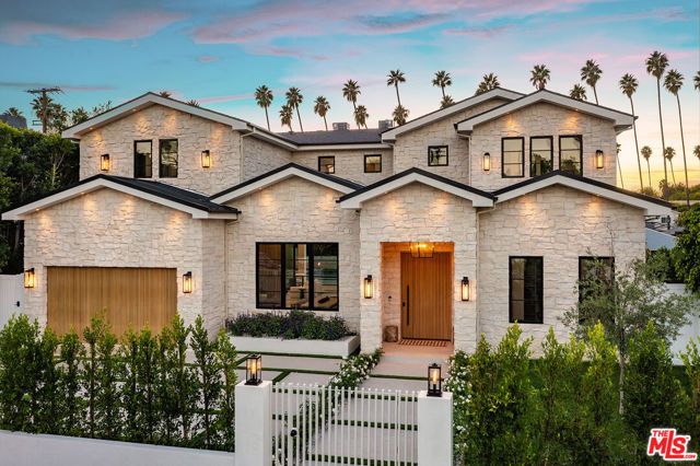 4425 Atoll Avenue, Sherman Oaks, CA 91423