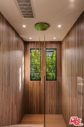 4425 Atoll Avenue, Sherman Oaks, CA 91423