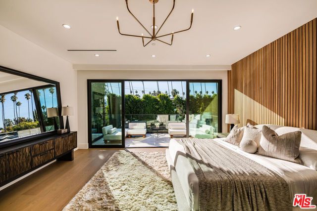 4425 Atoll Avenue, Sherman Oaks, CA 91423