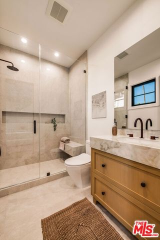 4425 Atoll Avenue, Sherman Oaks, CA 91423