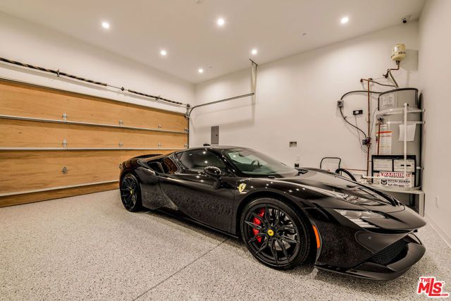 4425 Atoll Avenue, Sherman Oaks, CA 91423