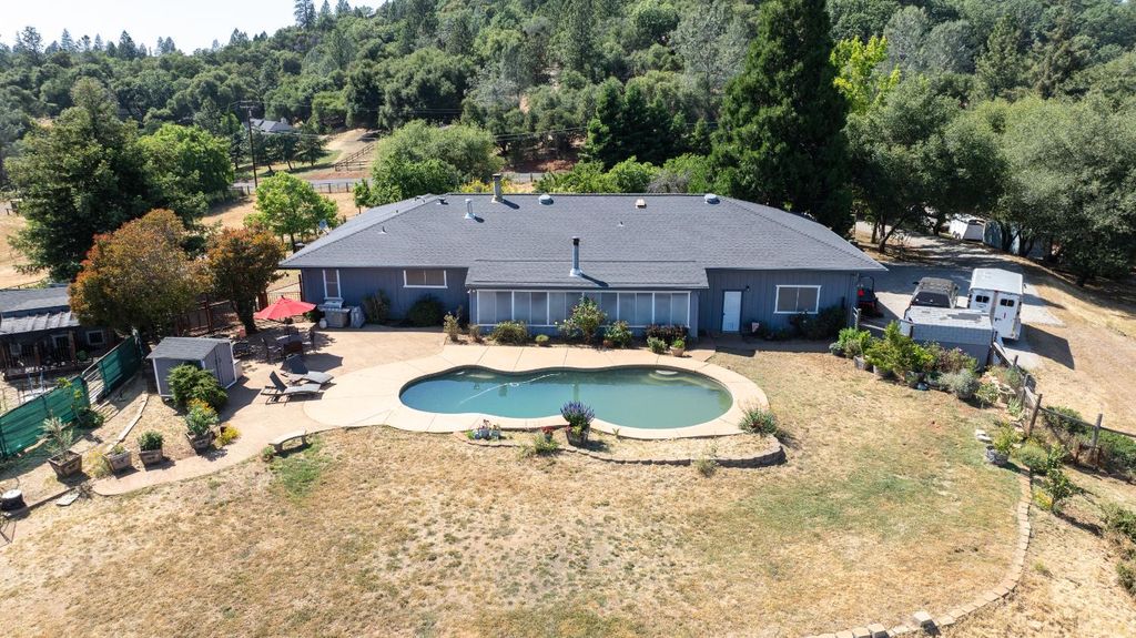 2231 Greenhorn Trl, Cool, CA 95614
