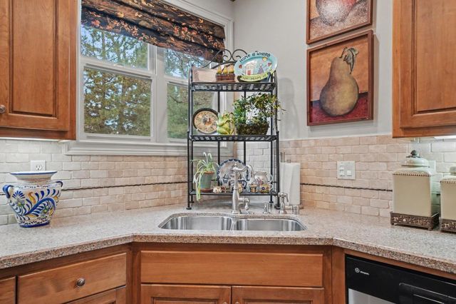 1380 Knolls Dr, Copperopolis, CA 95228