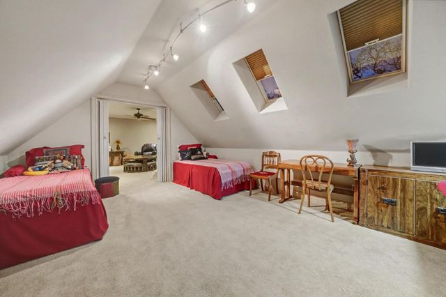 1380 Knolls Dr, Copperopolis, CA 95228