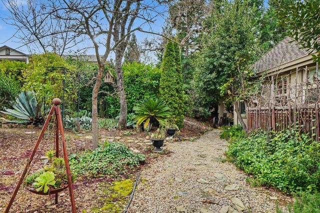 1380 Knolls Dr, Copperopolis, CA 95228