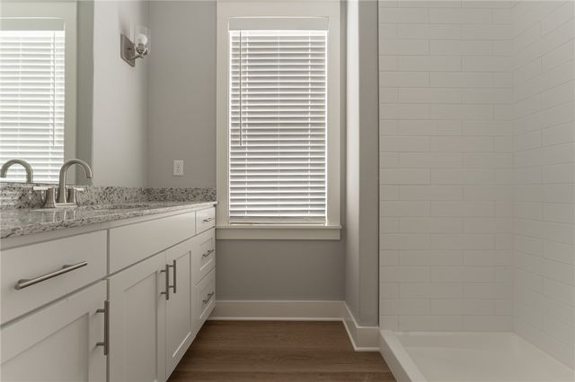 233 E 10th Street, Fayetteville, AR 72701