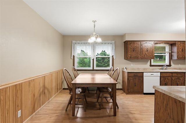 1218 Raedel Road, Eau Claire, WI 54703