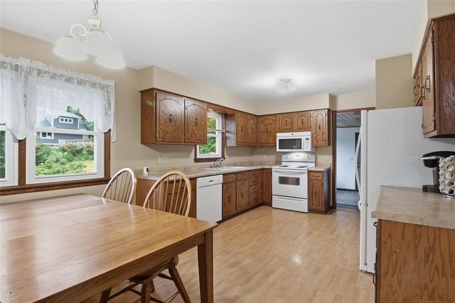 1218 Raedel Road, Eau Claire, WI 54703