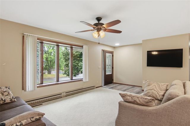 1218 Raedel Road, Eau Claire, WI 54703