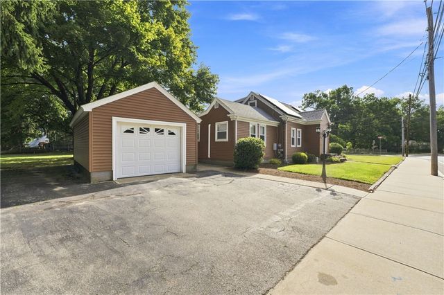 357 Old River Road, Lincoln, RI 02838