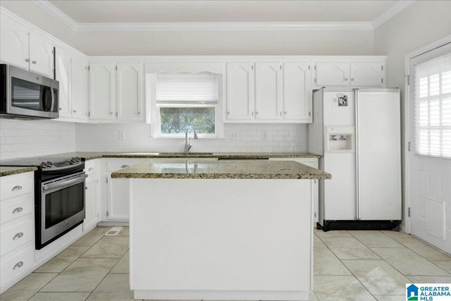 4540 EAGLE POINT DRIVE, Birmingham, AL 35242