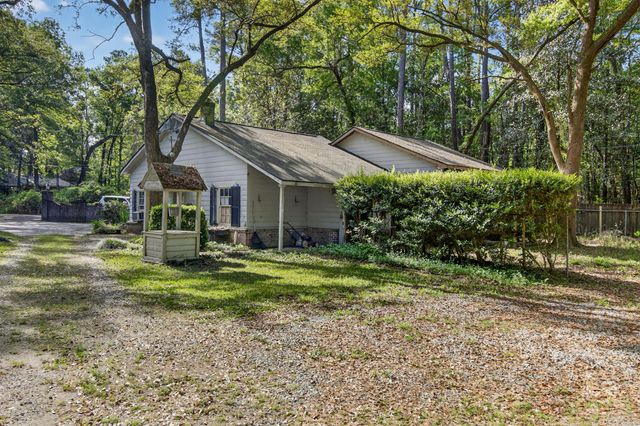 104 Willis Lane, Summerville, SC 29483