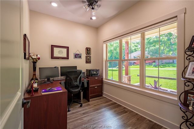 11 Dogwood, Hilltop Lakes, TX 77871