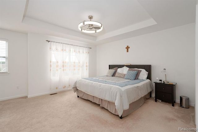 48904 Carnegie Way, Macomb, MI 48042