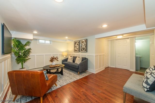 37 Evans Rd, Bloomfield Twp., NJ 07003