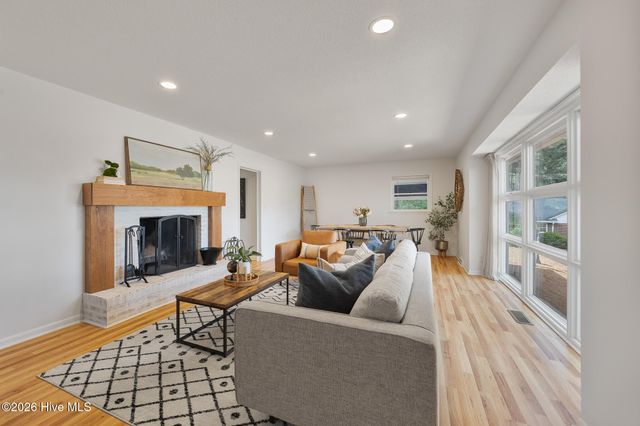 172 Pine Ridge Drive, Whispering Pines, NC 28327