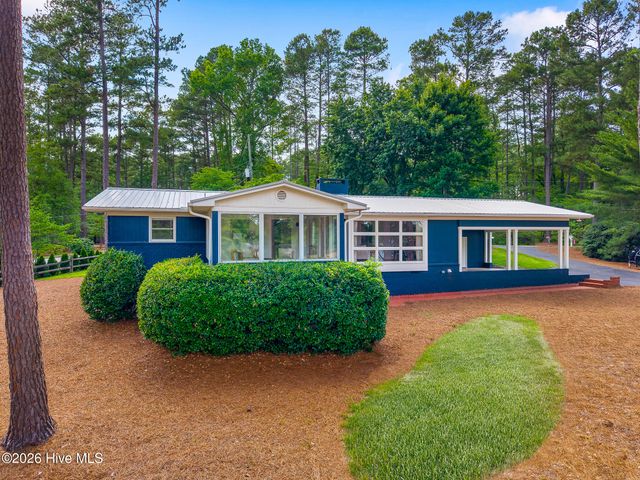 172 Pine Ridge Drive, Whispering Pines, NC 28327