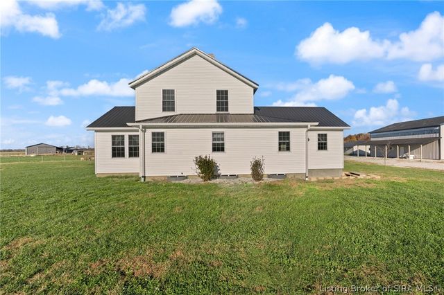 8750 Westport Road, Marysville, IN 47141