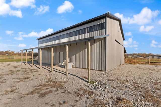 8750 Westport Road, Marysville, IN 47141